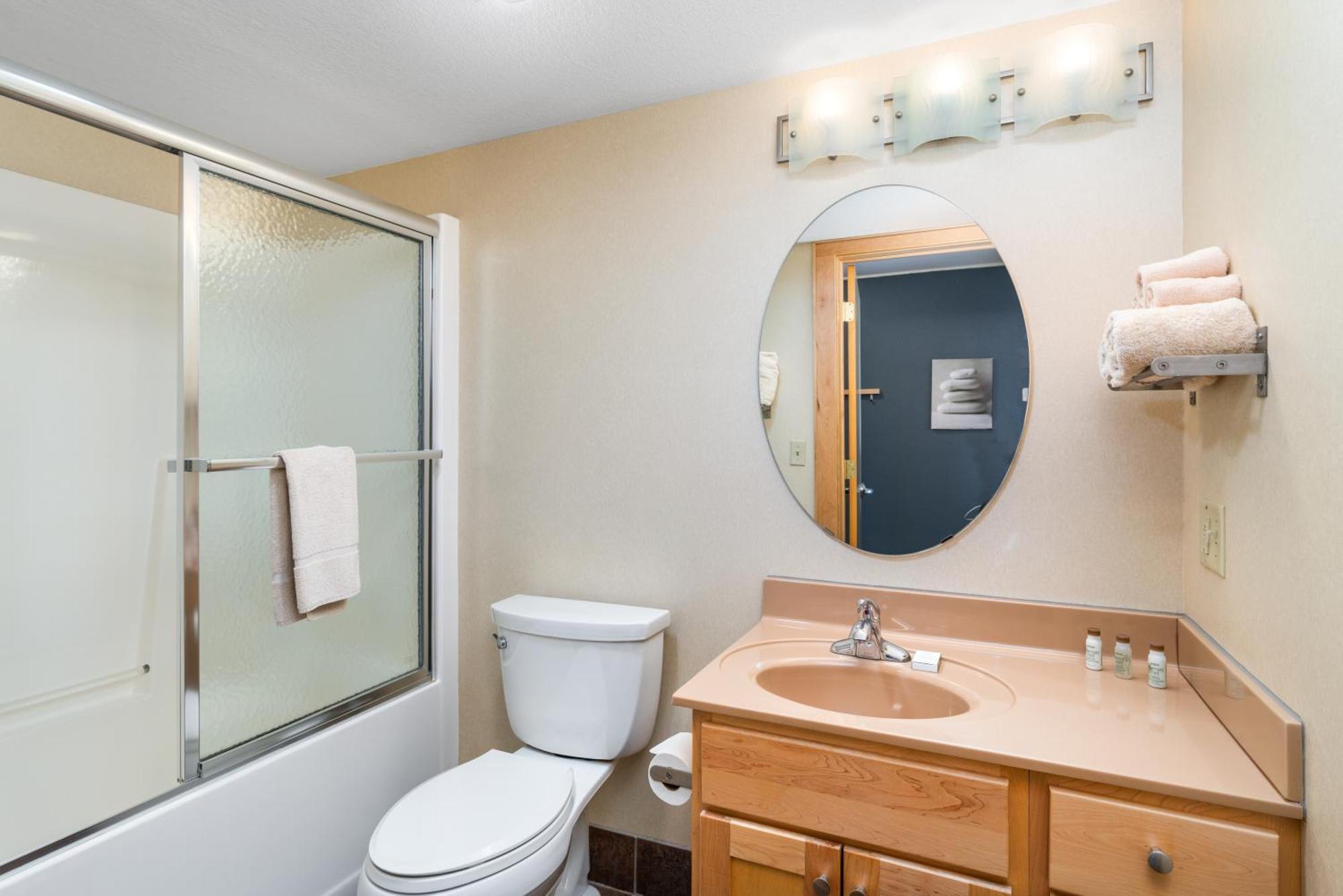 East Bay Suites Grand Marais Szoba fotó