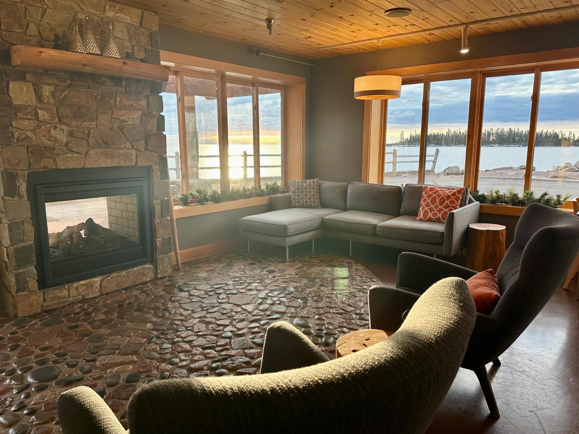 East Bay Suites Grand Marais Kültér fotó