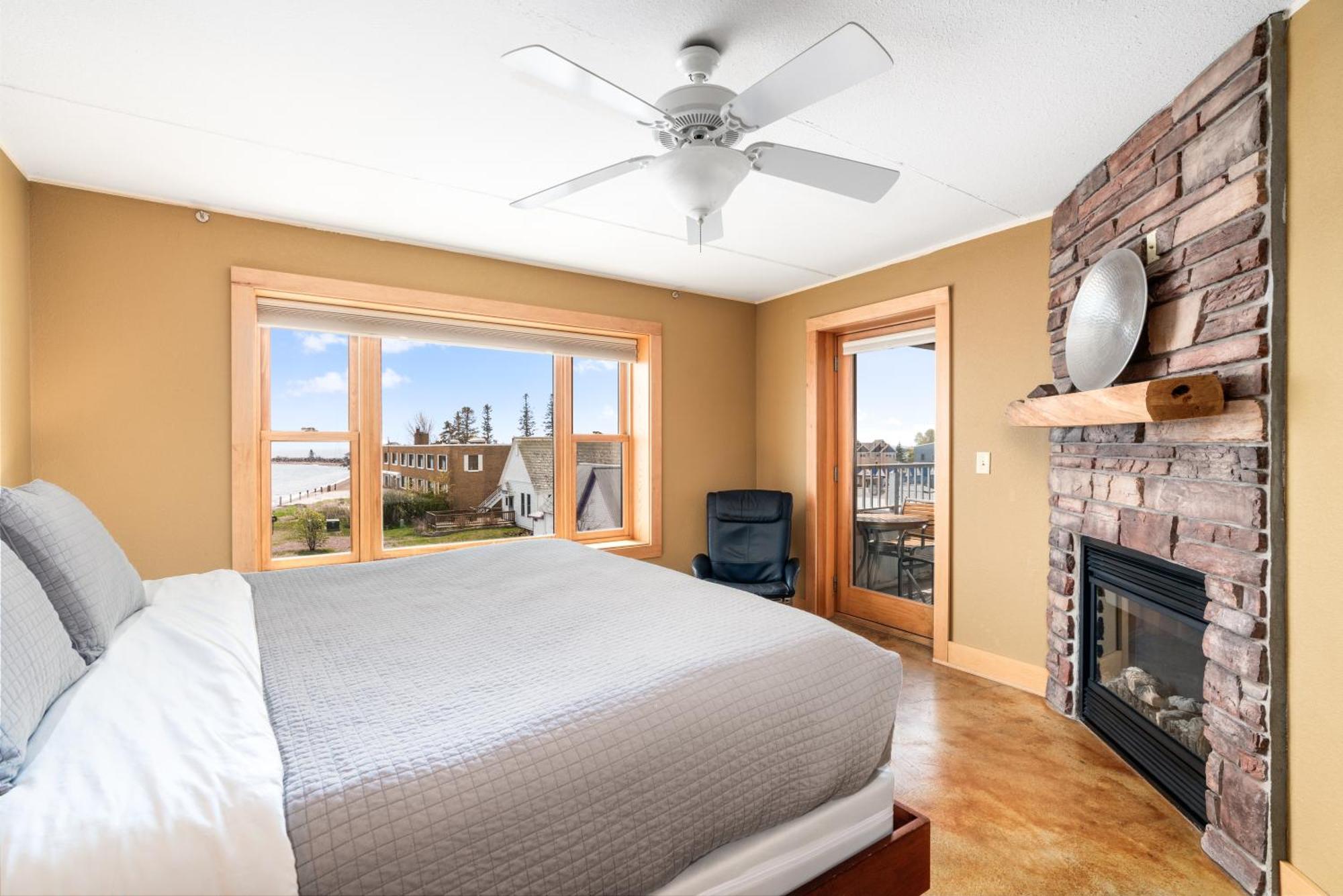 East Bay Suites Grand Marais Kültér fotó